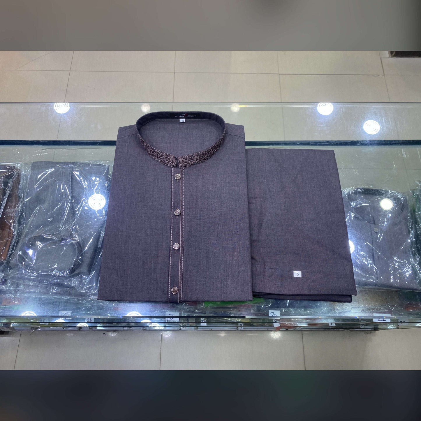 Dusty Plum Embroidered Kurta Pajama/Shalwar