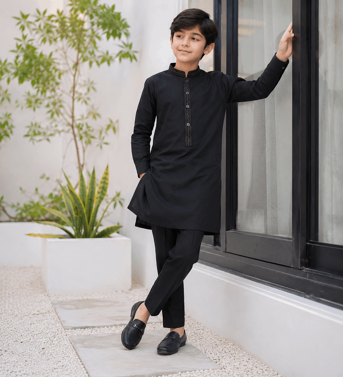 Jet Black Embroidered Kurta Pajama/Shalwar